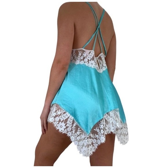 Vintage Victoria’s Secret silky satin slip y2k chemise negligee nightgown SM - Picture 2 of 12